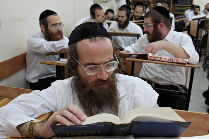 גדולי הרבנים במכתב חריף: לא לשהות במירון יותר מ-4 שעות