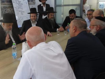 ראש עיריית לוד במפגש עם רבני השכונה
