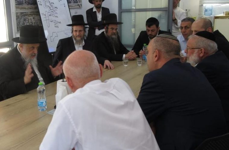 ראש עיריית לוד במפגש עם רבני השכונה