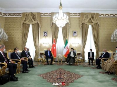 פוטין וארדואן בפגישה עם מנהיגה העליון של איראן עלי חמינאי